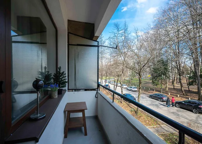 Lux Flat Next To Park With Working Space By Flat Mаnager