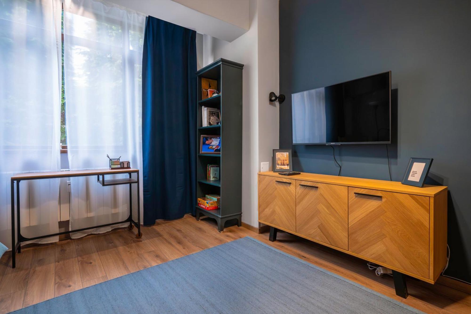 Lux Flat Next To Park With Working Space By Flat Mаnager Appartamento