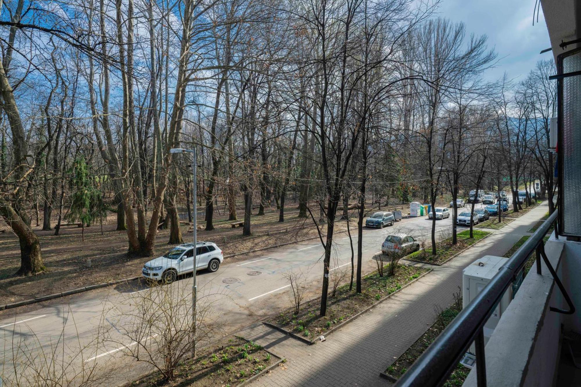 Lux Flat Next To Park With Working Space By Flat Mаnager *