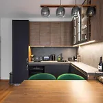 Lux Flat Next To Park With Working Space By Flat Mаnager
