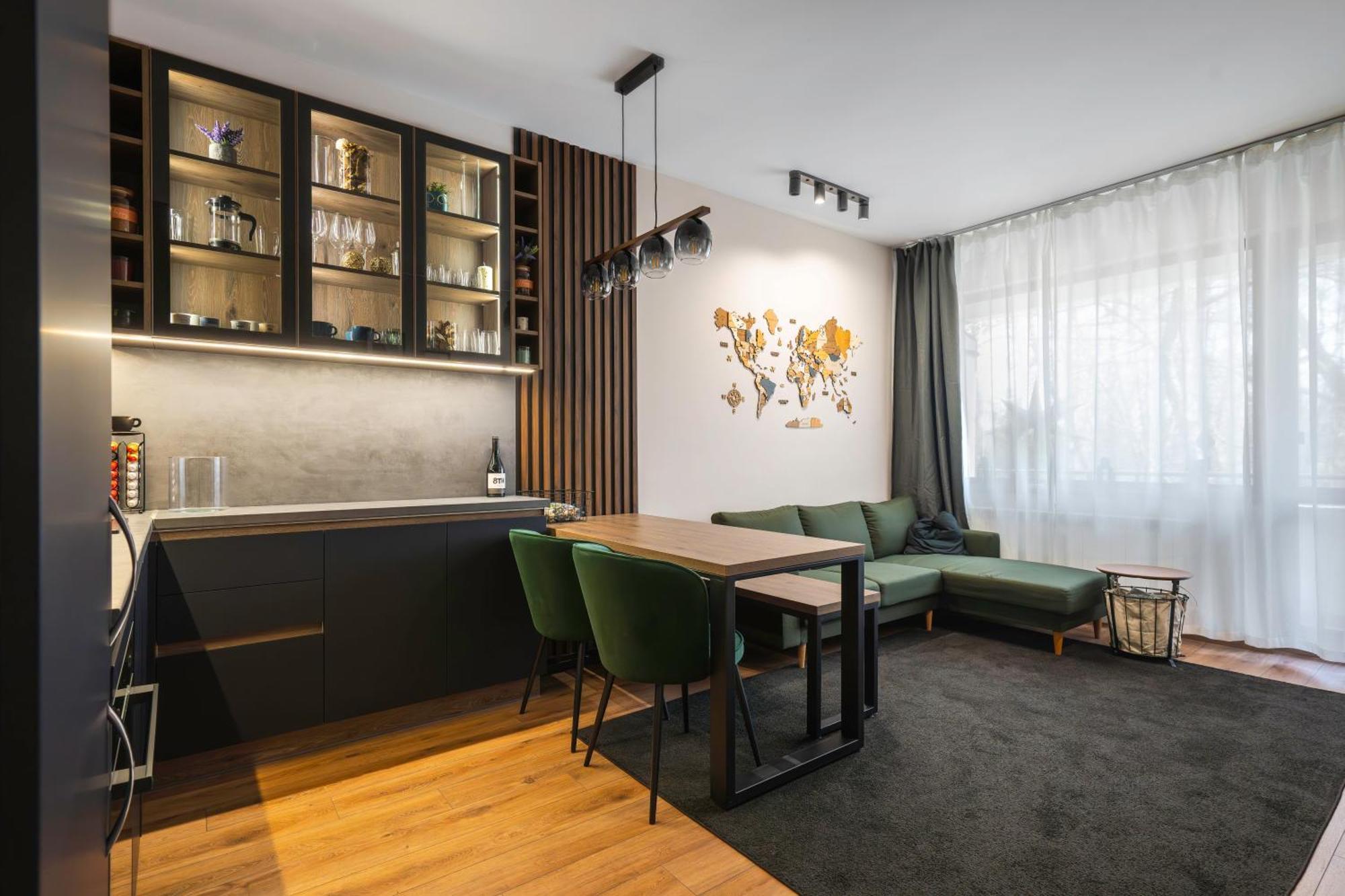 Lux Flat Next To Park With Working Space By Flat Mаnager