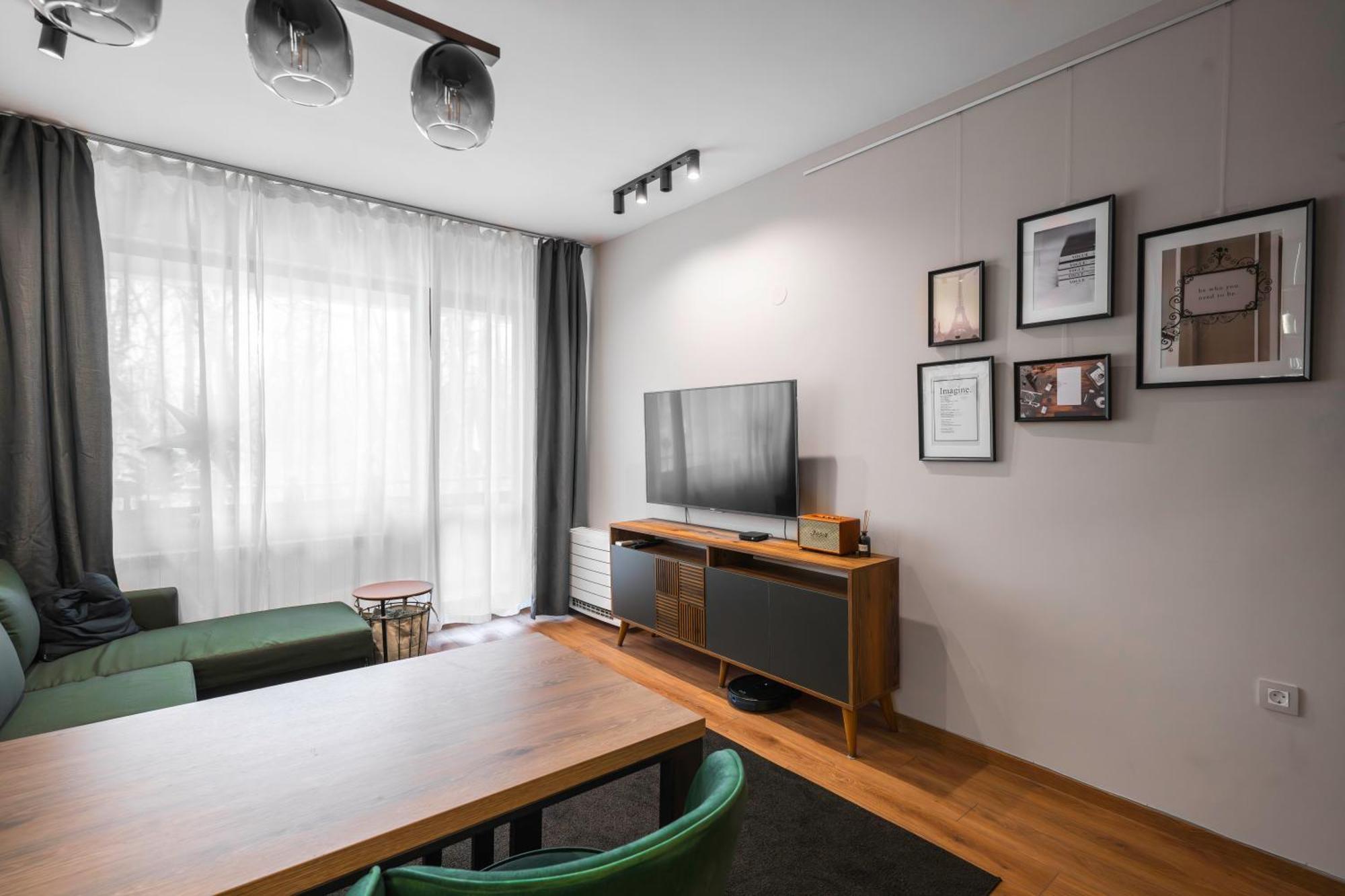 Lux Flat Next To Park With Working Space By Flat Mаnager Appartement *